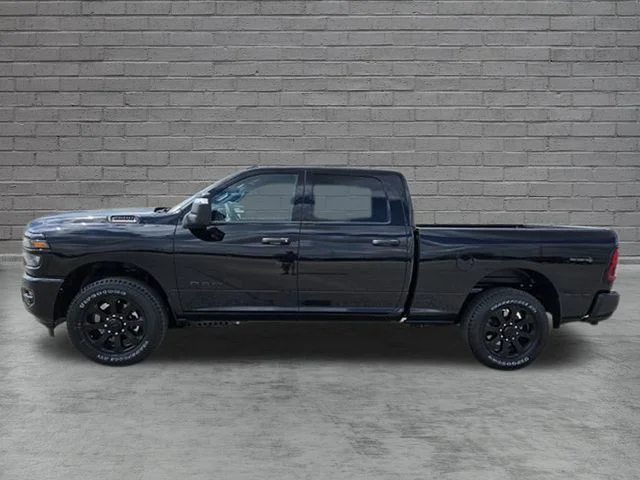 New 2026 Diamond Black Crystal Pearlcoat RAM Big Horn image 2