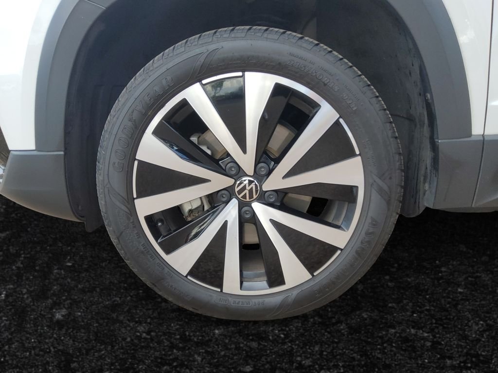 Used 2023  Volkswagen 1.5T SE image 27