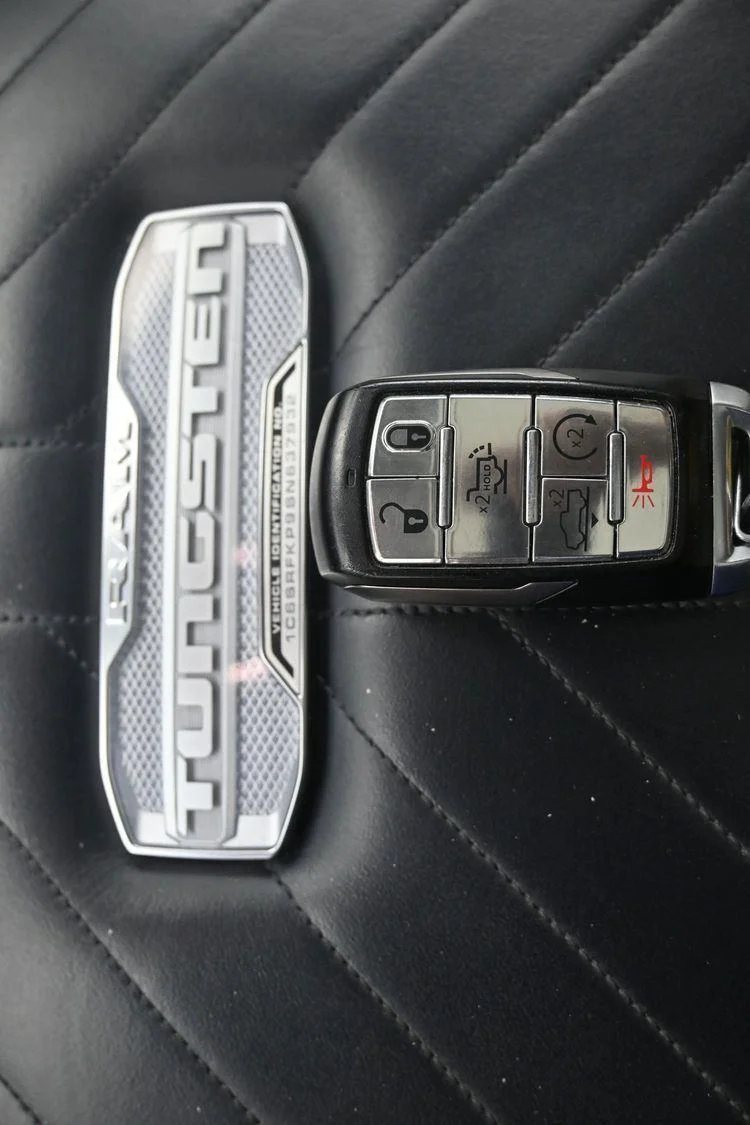 Used 2025 Diamond Black Crystal Pearlcoat Ram Tungsten image 35