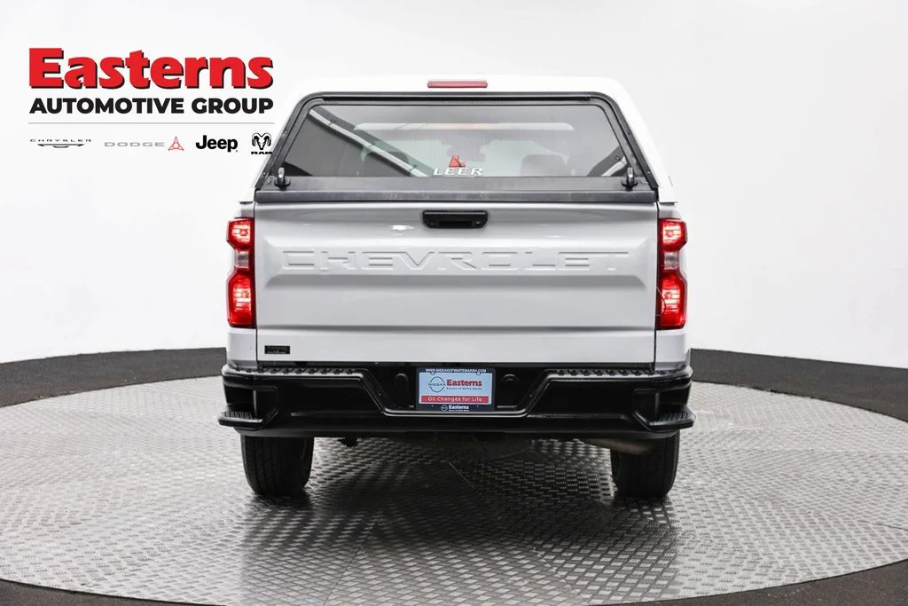Used 2023 White Chevrolet WT image 10