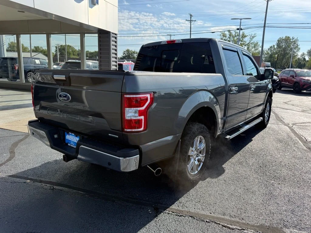 Used 2018 Gray Ford XLT image 5