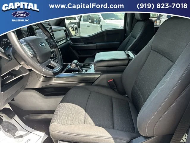 Used 2023 Gray Ford XLT image 19