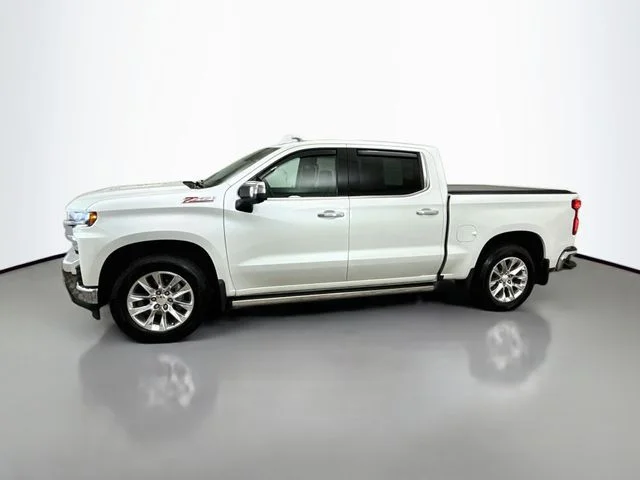 Certified Used 2019 Iridescent Pearl Tricoat Chevrolet LTZ image 4
