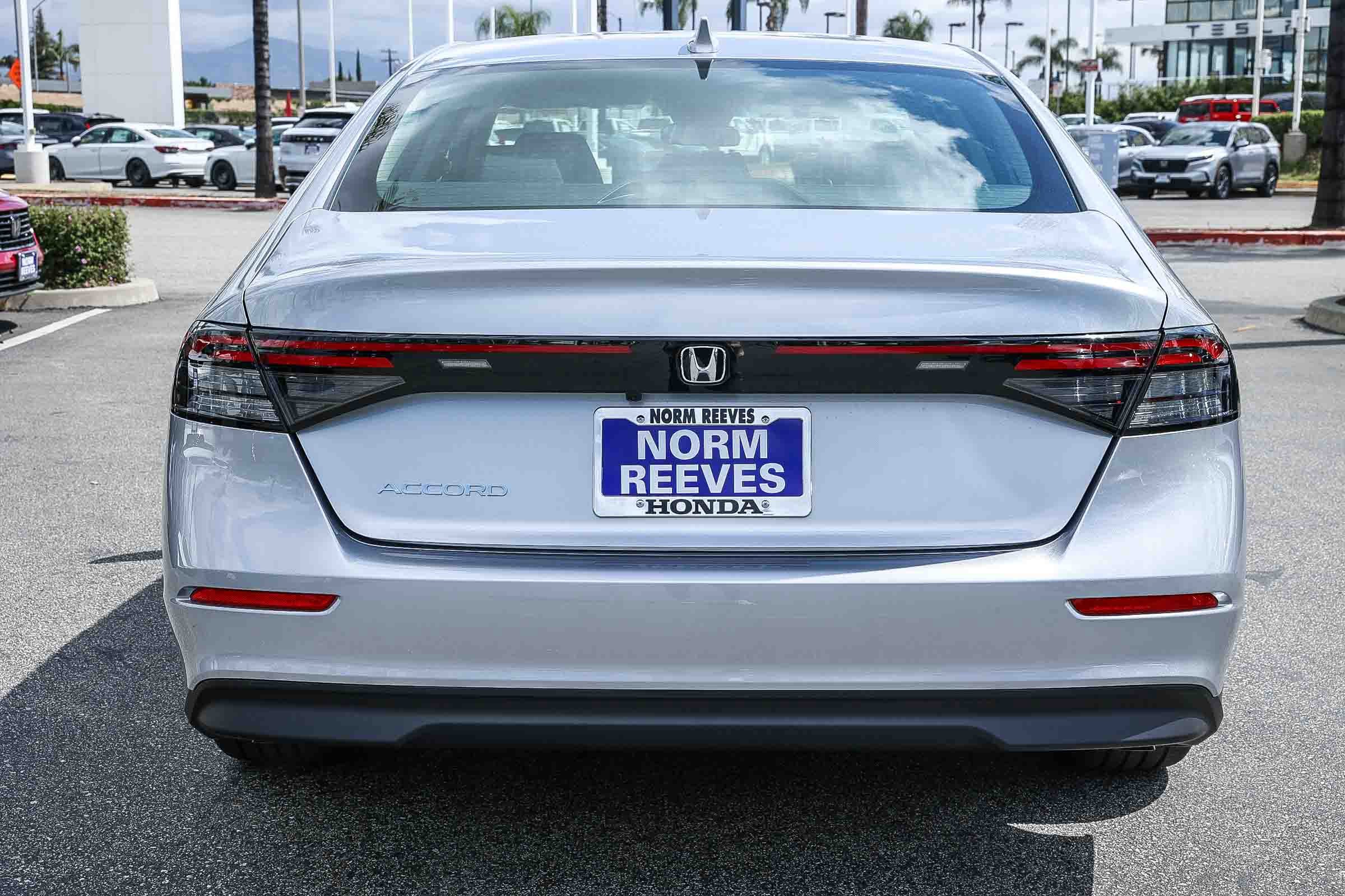 New 2026 Solar Silver Metallic Honda LX CVT image 5