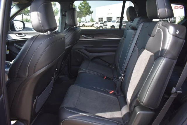 New 2026 Gray Jeep Altitude image 14