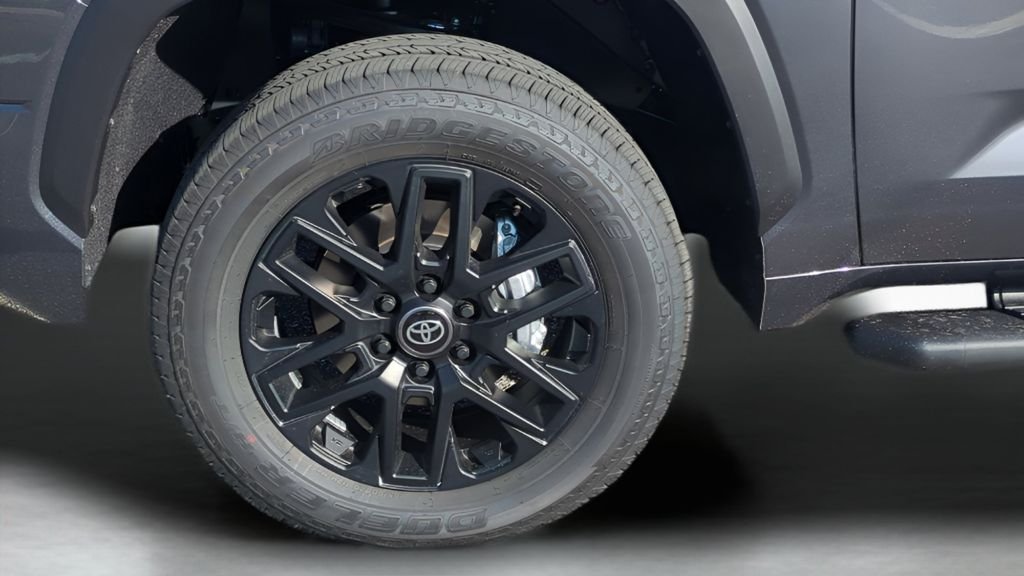 2026 Toyota Tundra Limited - Photo 27