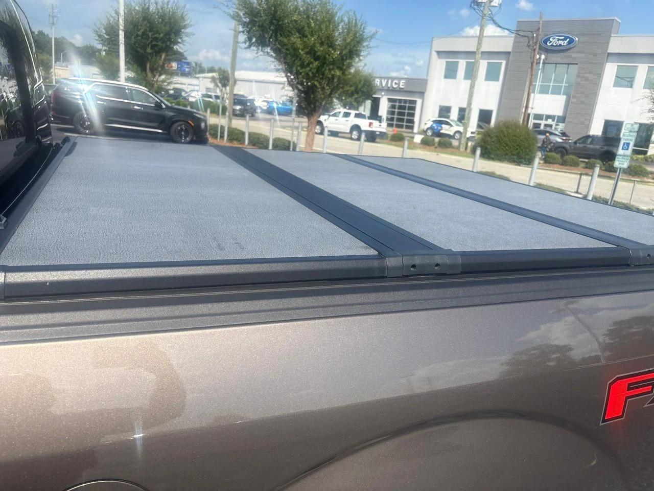Used 2019 Gray Ford XLT image 11