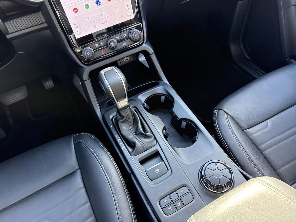 Used 2025 Gray Ford Lariat image 14