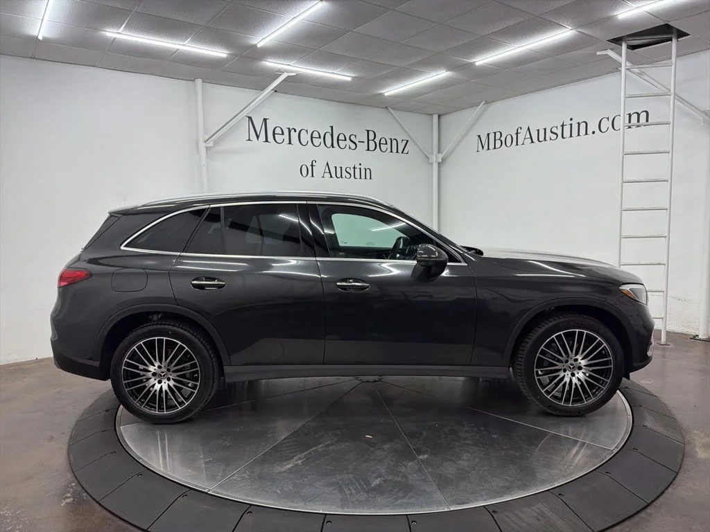 Used 2026 Gray Mercedes-Benz GLC 300 image 8