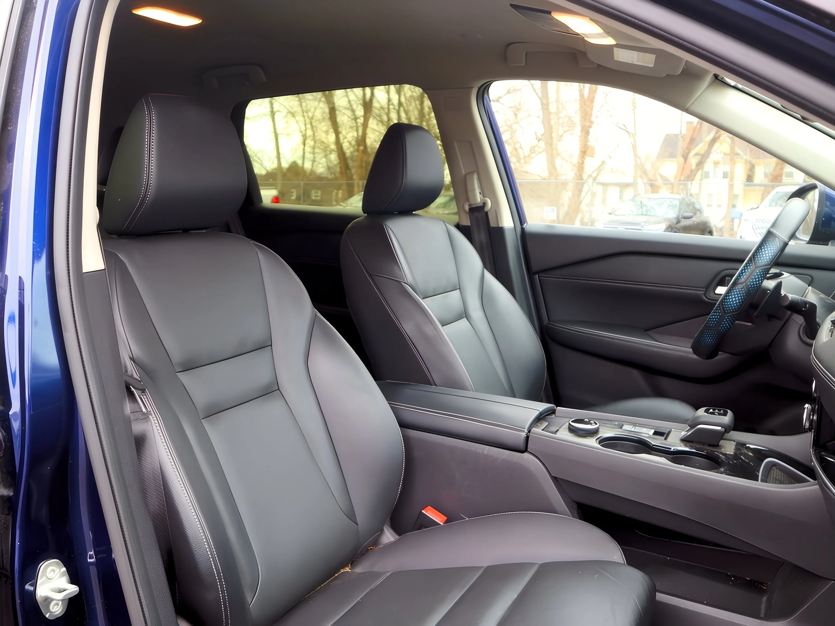 2025 Nissan Rogue SL - Photo 22