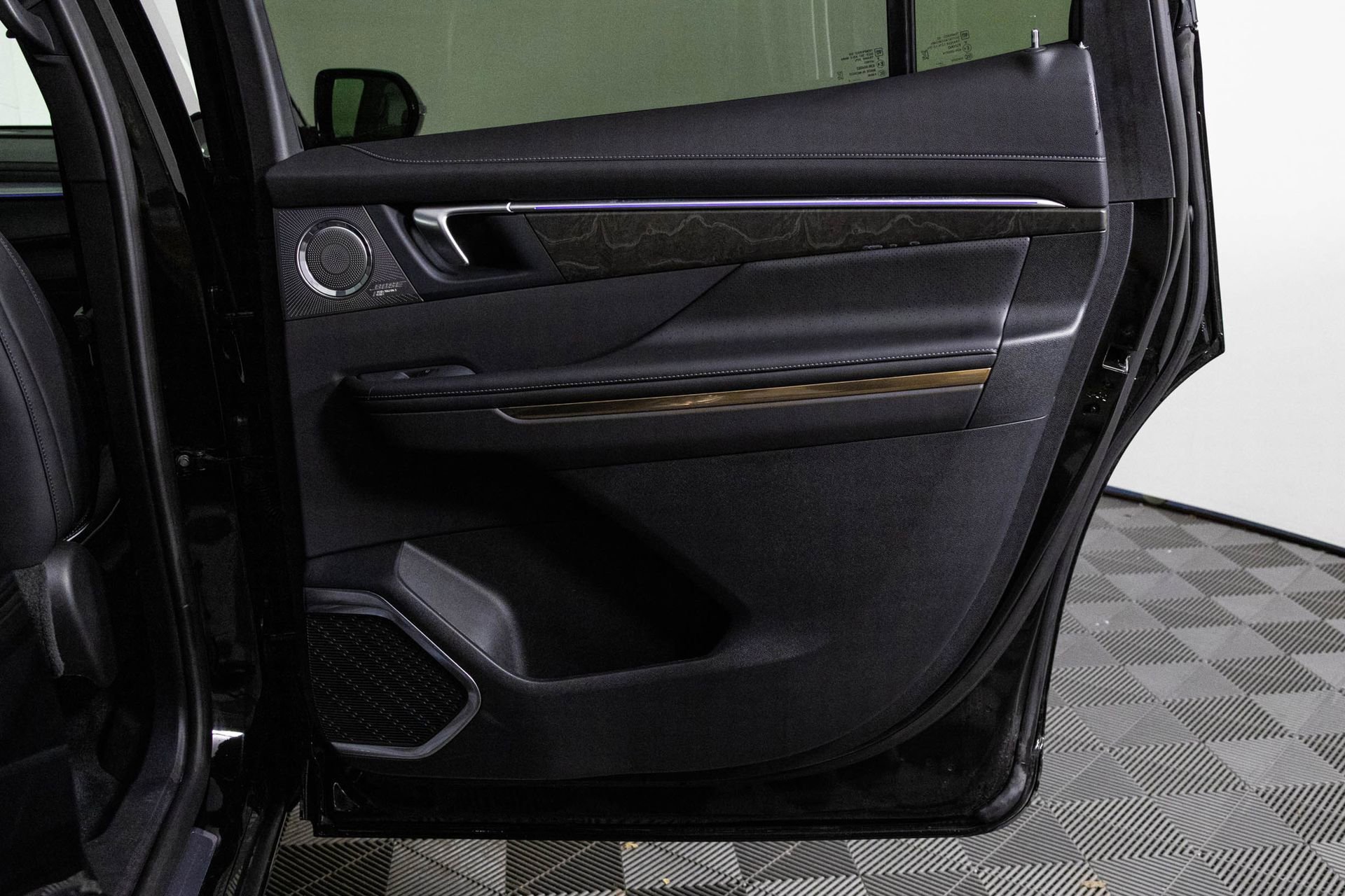 2025 BUICK ENCLAVE - Image 39