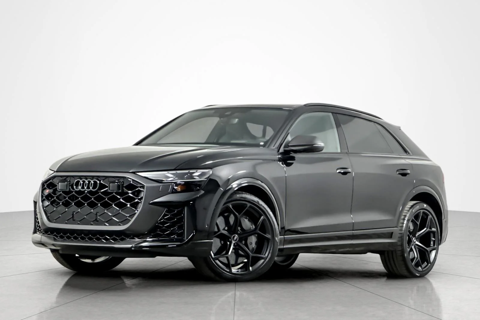 2026 Audi RS Q8 -'s photo