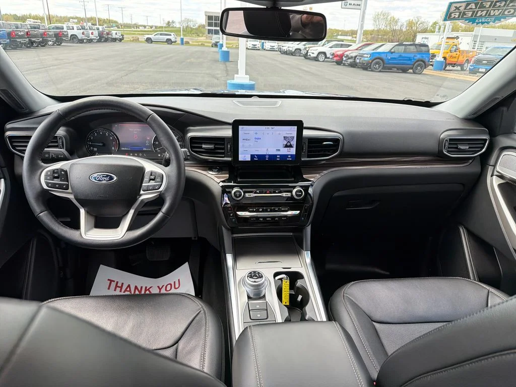 Used 2023 Blue Ford Limited image 12