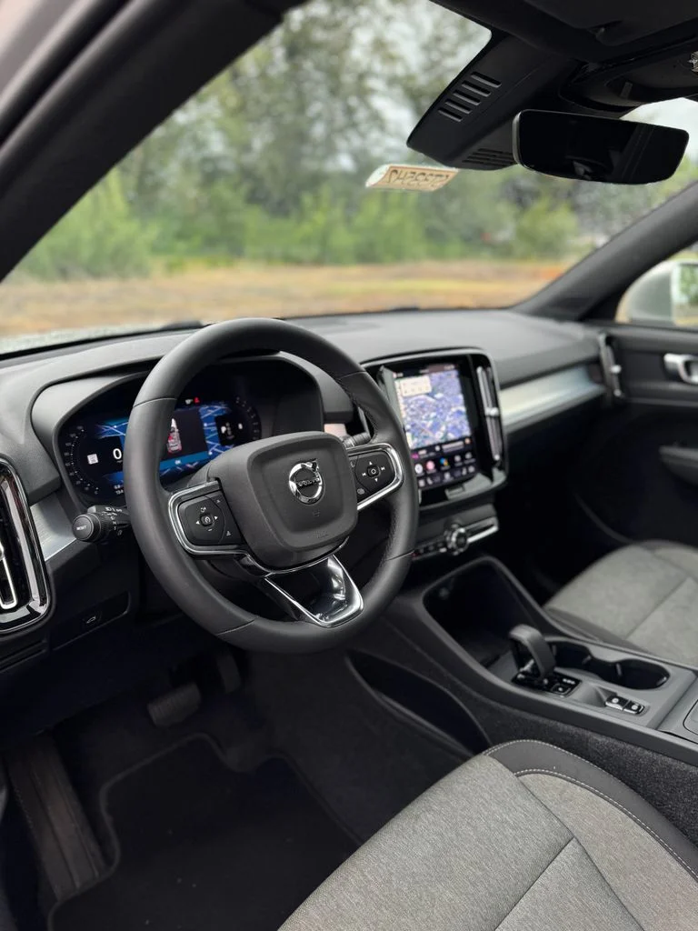 2024 Volvo XC40 Core - Photo 33