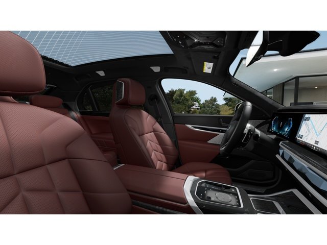 New 2026 Mineral White Metallic BMW 750e xDrive image 9