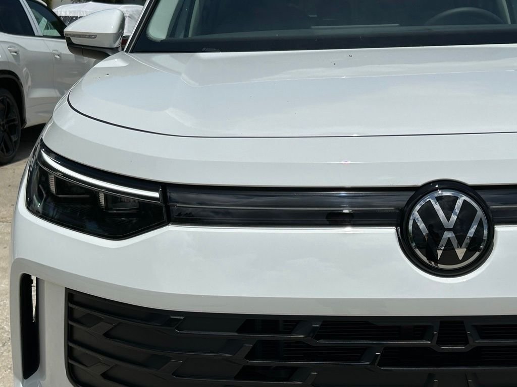 New 2026 White Volkswagen 2.0T SE image 34