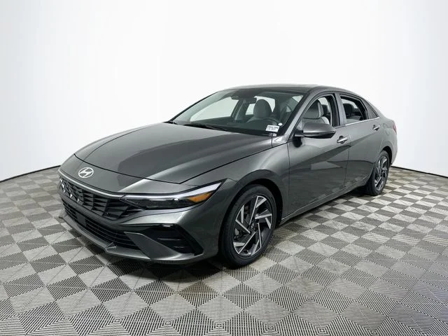New 2026 Hyundai ELANTRA Limited