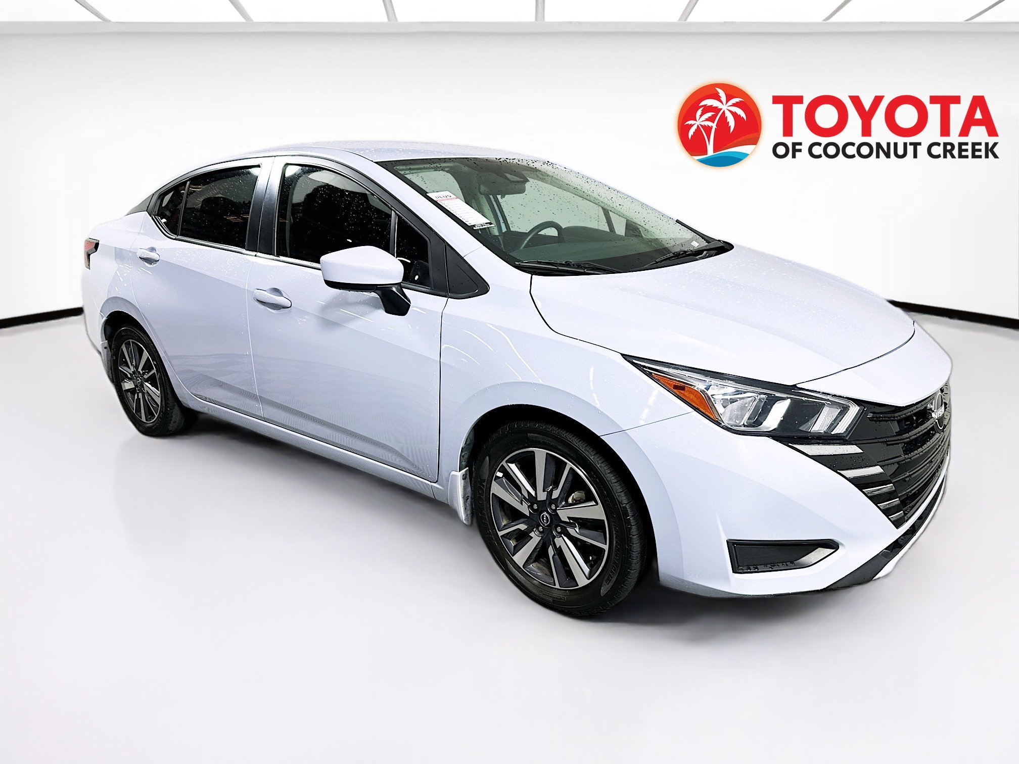 2024 Nissan Versa 1.6 SV CVT's photo