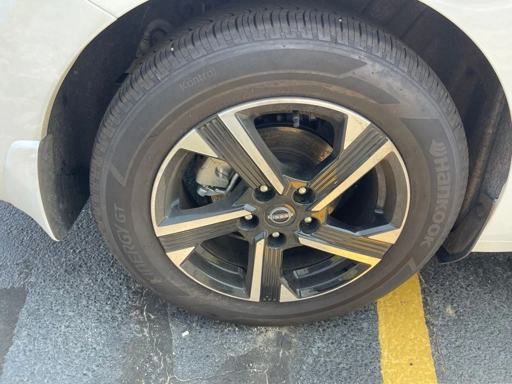 2025 Nissan Sentra SV - Photo 27