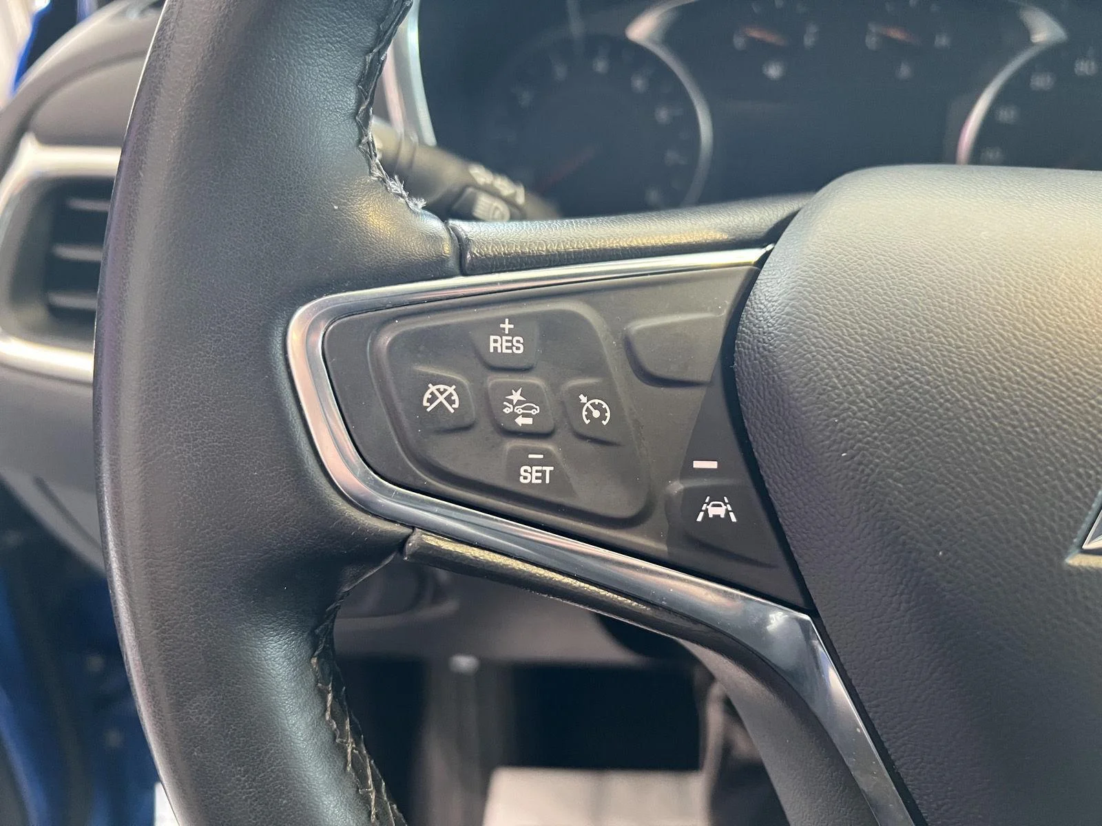 Used 2024 Riptide Blue Metallic Chevrolet LT image 18