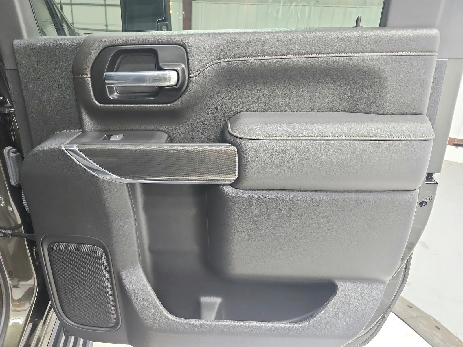 Used 2022  GMC AT4 image 49