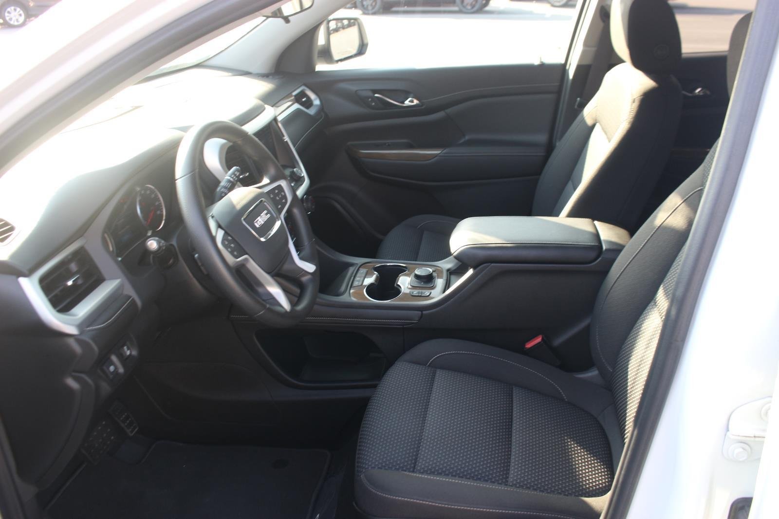 Used 2021 Summit White GMC SLE image 15