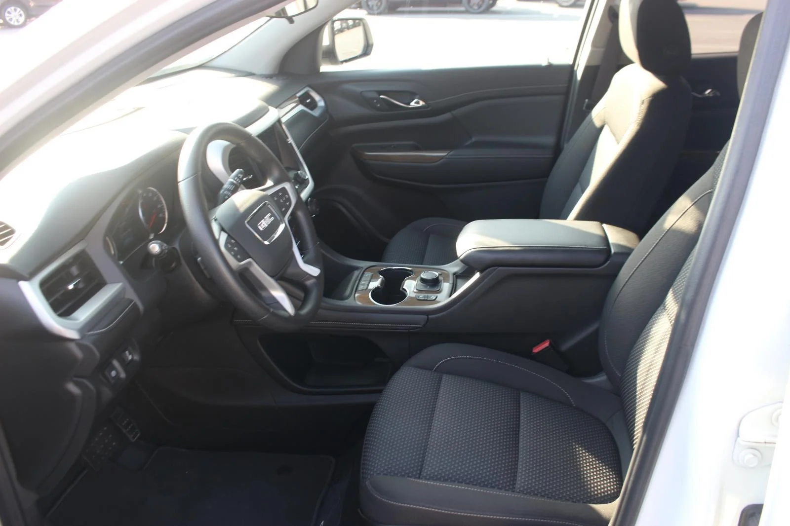 Used 2021 Summit White GMC SLE image 15
