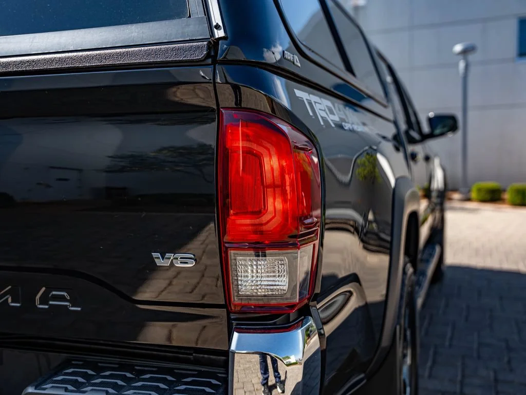 Used 2019 Midnight Black Metallic Toyota TRD Off-Road image 15
