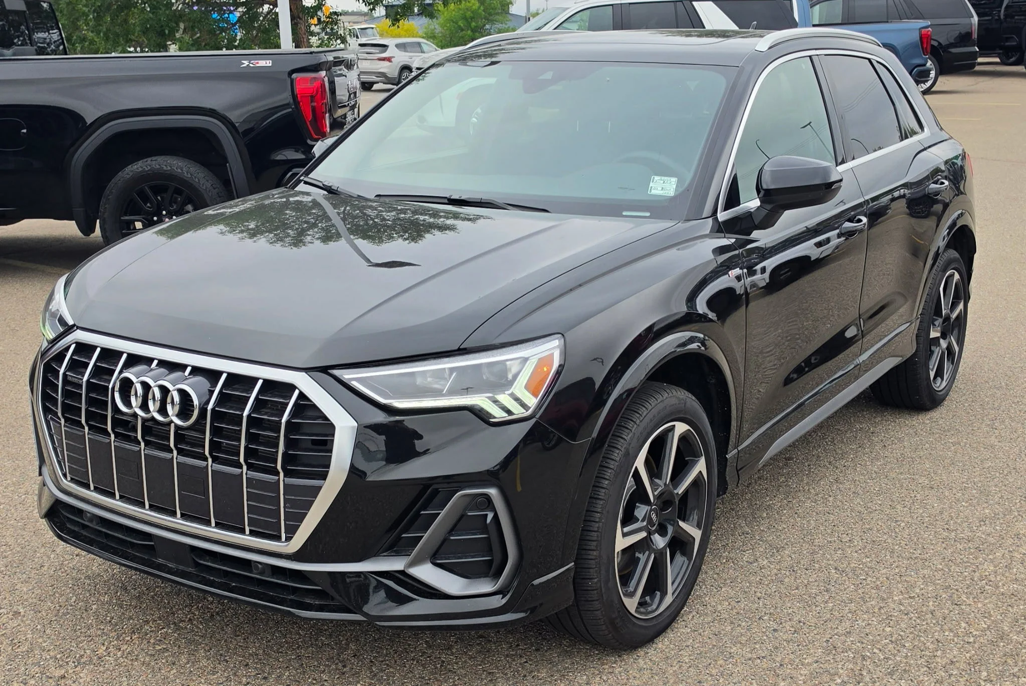 Used 2025 Black Audi Progressiv Quattro Leather Sunroof image 1