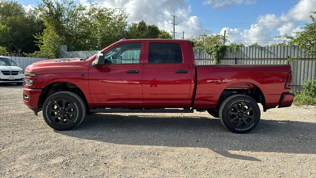 New 2027 Molten Red Pearl-Coat Paint RAM Black Express image 4