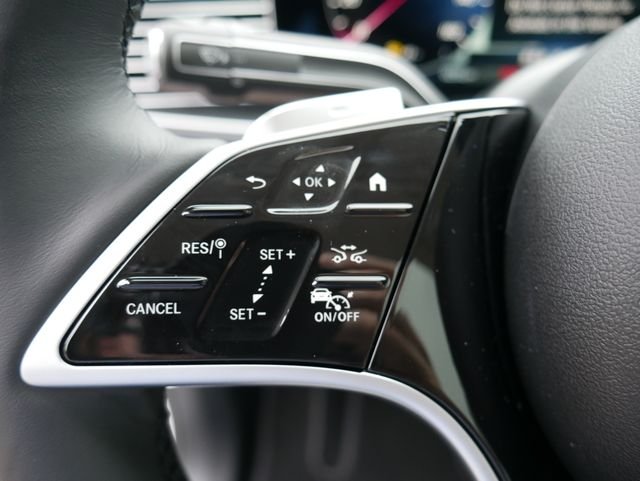New 2026 MANUFAKTUR Moonlight White Metallic Mercedes-Benz GLE 450 image 10