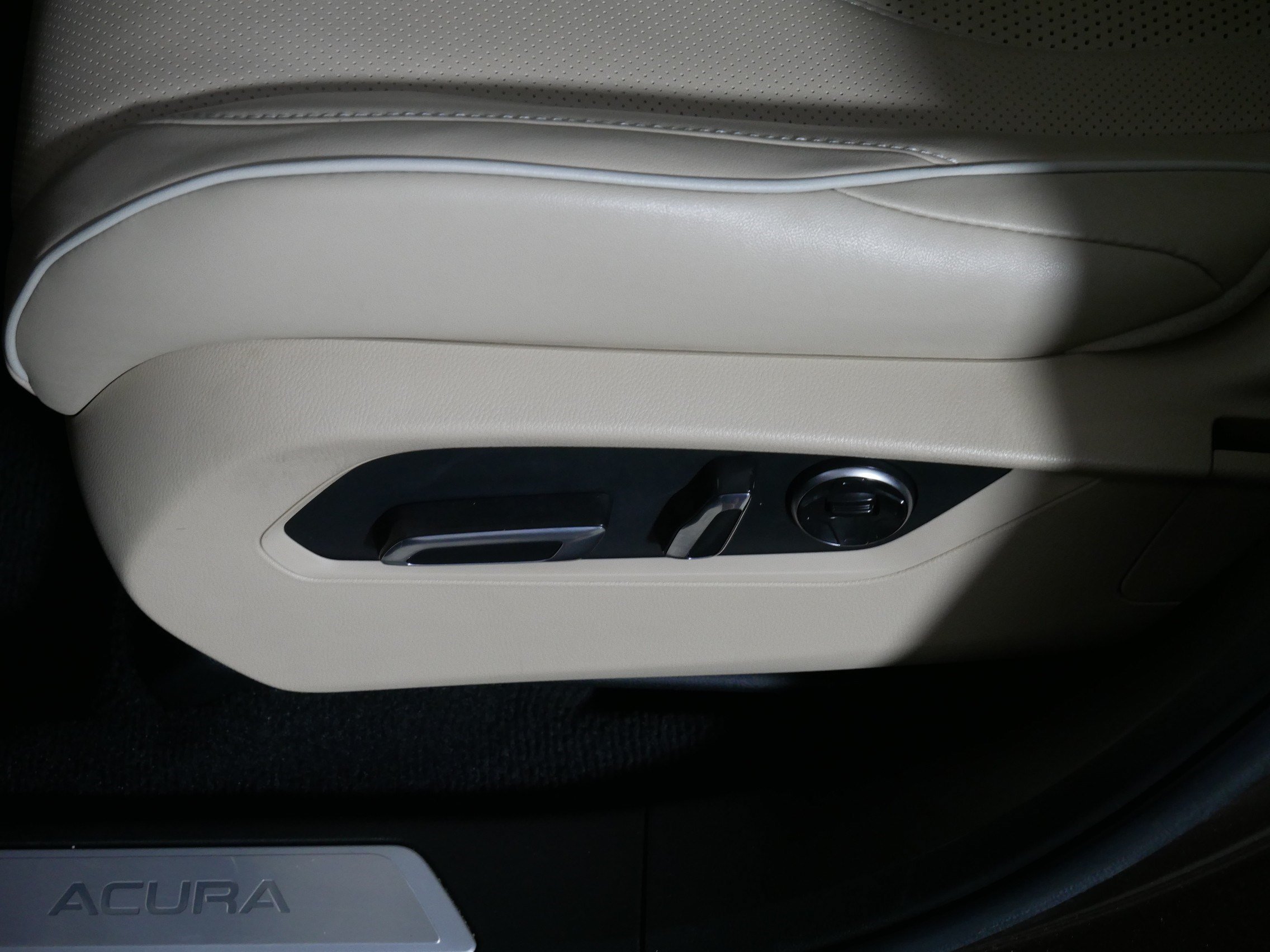 Used 2020 Canyon Bronze Metallic Acura w/Advance Pkg image 20