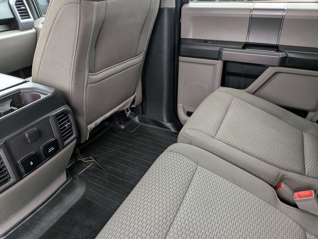 Used 2019 Blue Ford XLT image 36