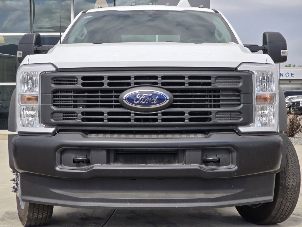 New 2026 Oxford White Ford F-550® XL image 2