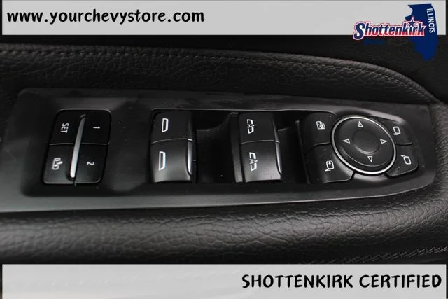 Used 2023 Silver GMC Denali image 24