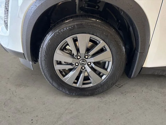 New 2026 White Nissan SV image 15