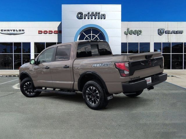Used 2024  Nissan PRO-4X image 9
