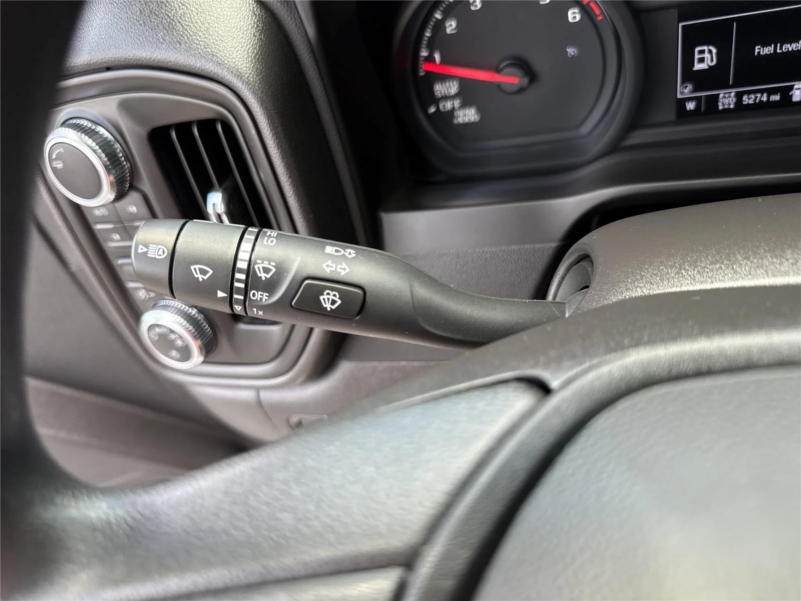 Used 2025 Summit White GMC Pro image 16