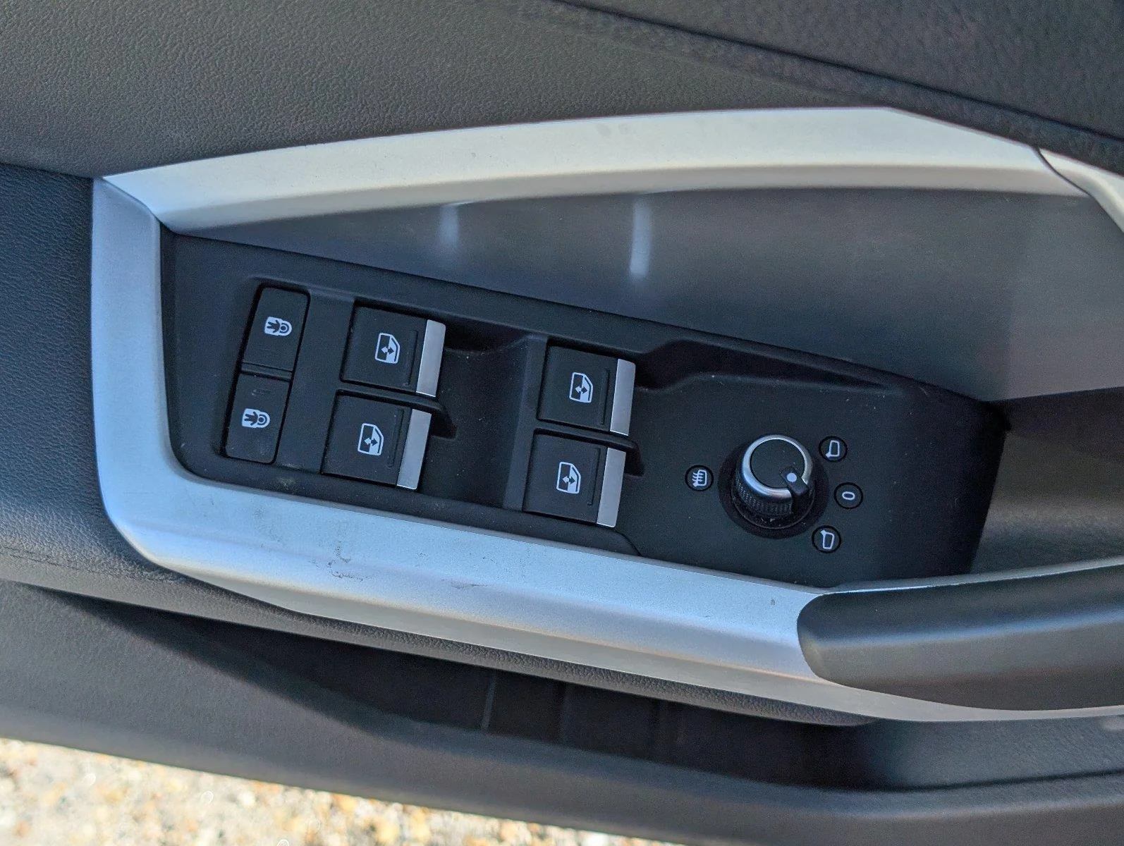 Used 2025  Audi S line Premium image 19