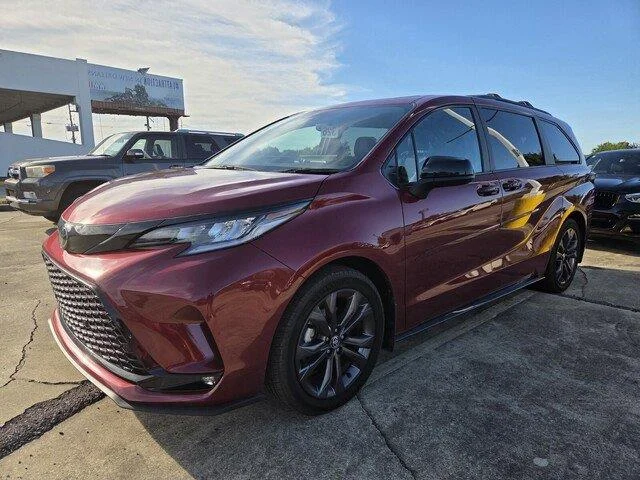 2026 Toyota Sienna XSE
