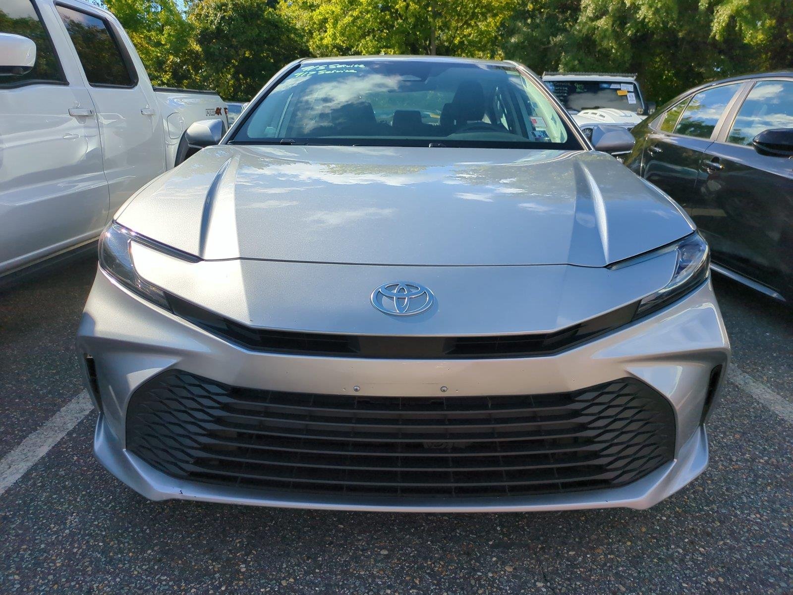 Used 2025  TOYOTA  image 7