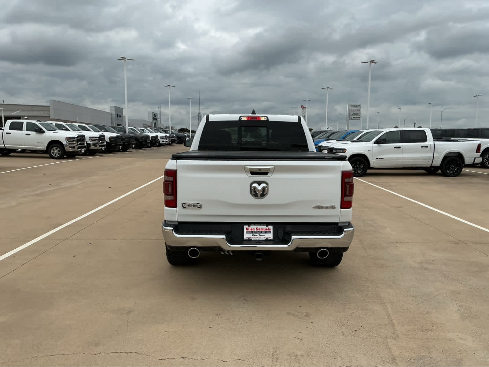 Used 2022 Bright White Clearcoat Ram Longhorn image 8