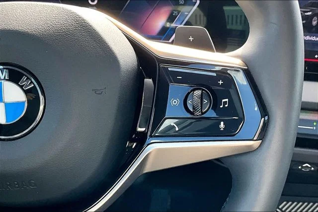2025 BMW X3 30 - Photo 21
