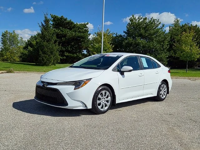 Certified Used 2022 White Toyota LE image 1