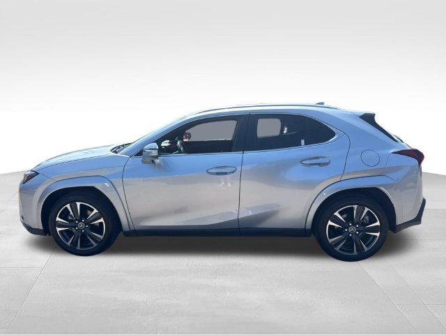 Used 2025 Silver Lexus 300h Premium image 2