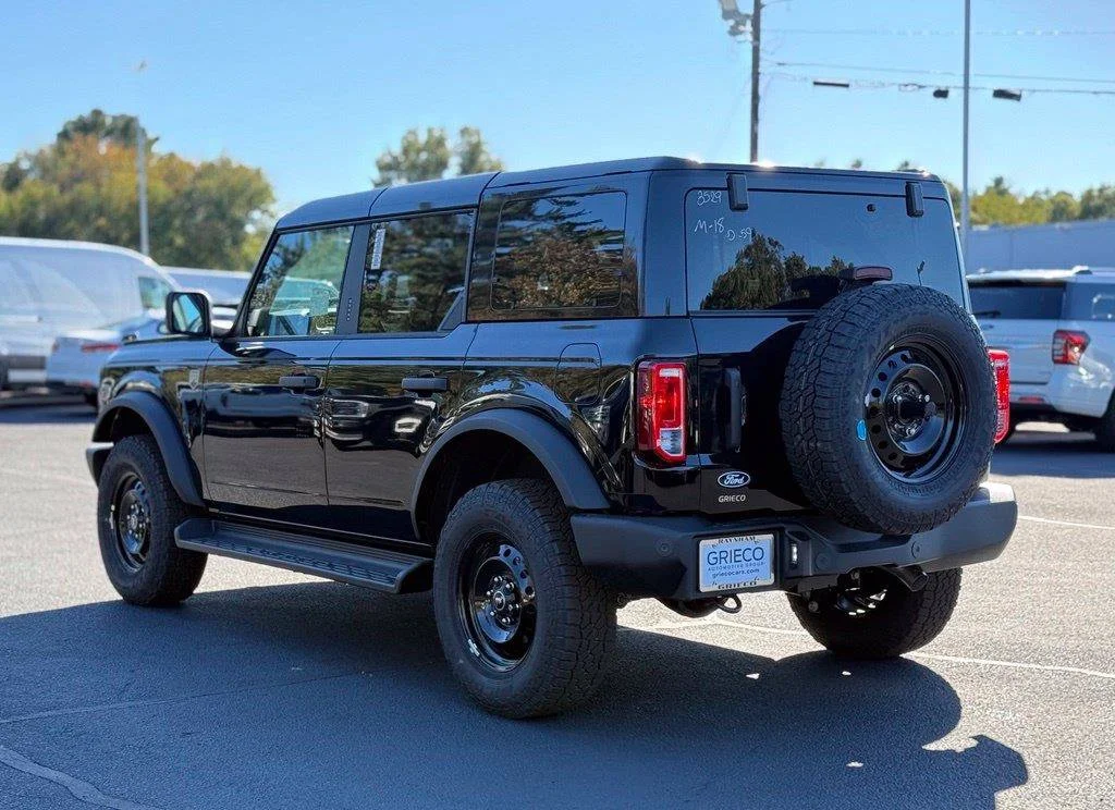 New 2026 Shadow Black Ford Big Bend® image 7