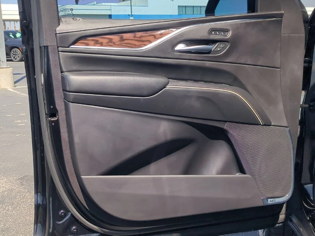 Certified Used 2023 Black Raven Cadillac Premium Luxury Platinum image 26