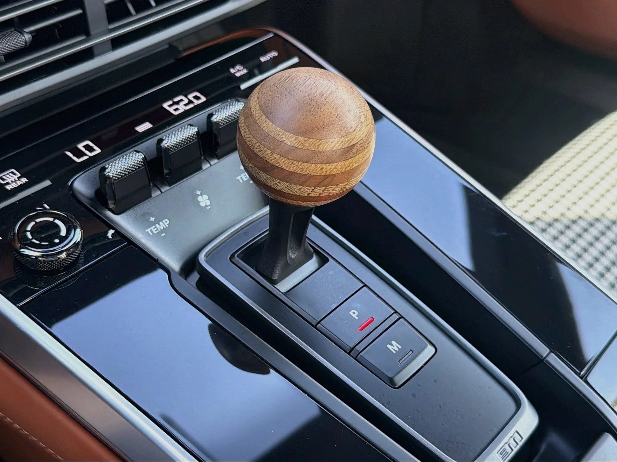 Used 2024 Chalk Porsche Carrera S image 27