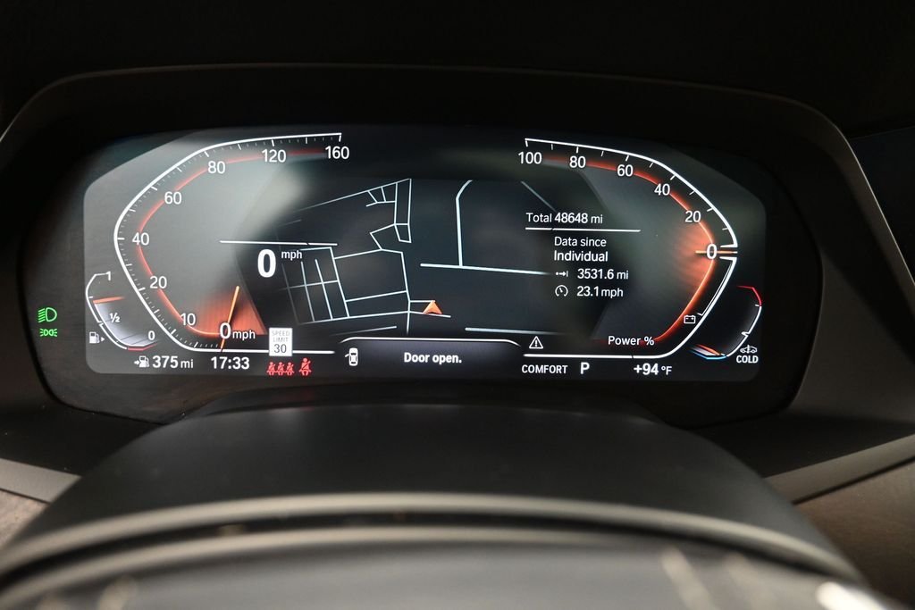Used 2022 White BMW xDrive40i image 3
