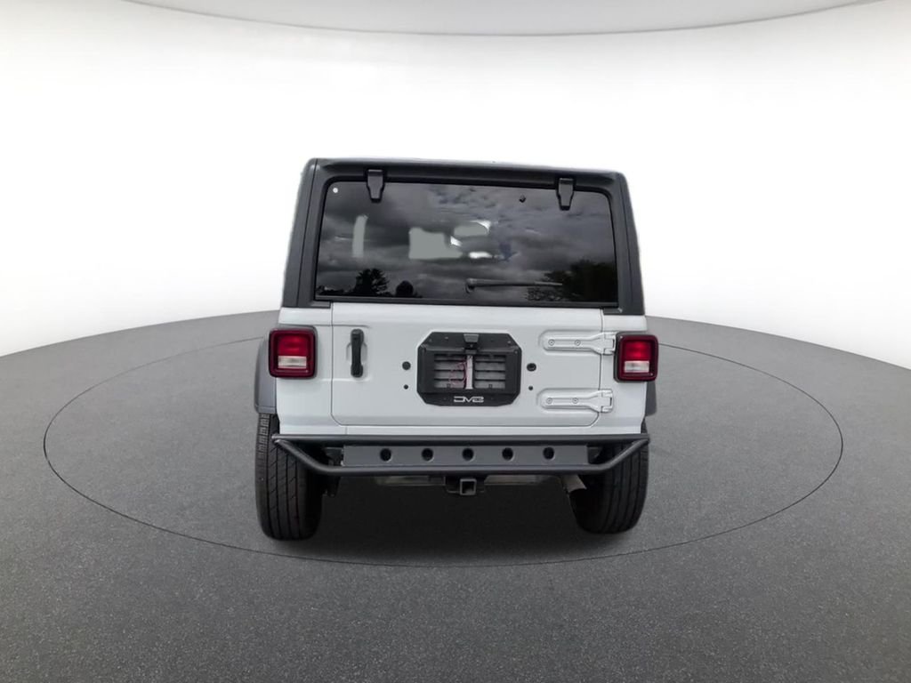 Used 2020 White Jeep Unlimited Sport Altitude image 8